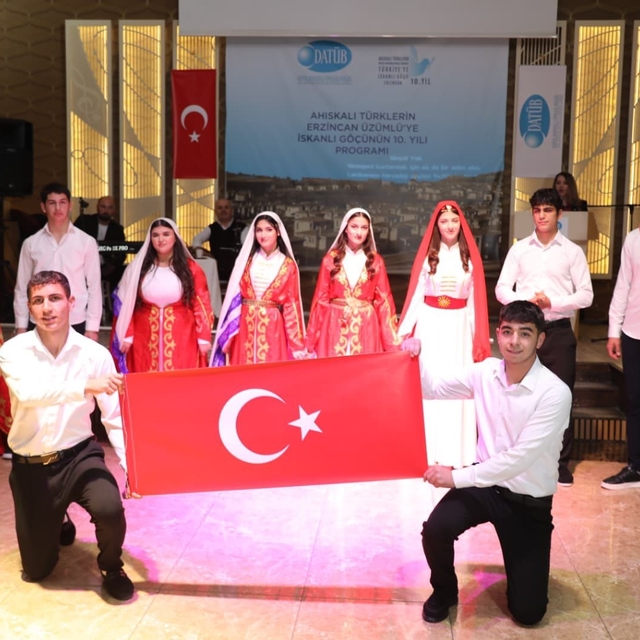 Ahıskalı Türklerin Üzümlü'ye iskanlı göçünün 10. yılı kutlandı
