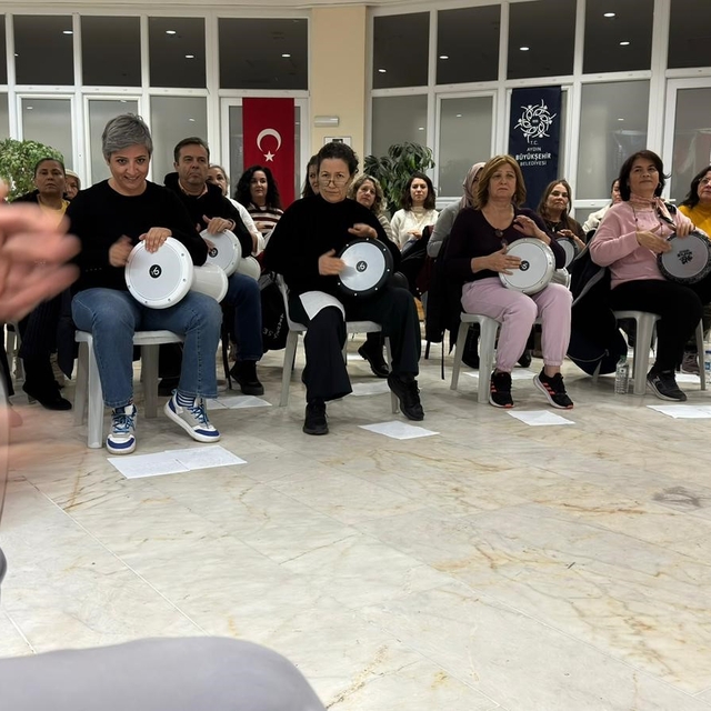 Aydın Büyükşehir, vatandaşları sanatla buluşturuyor