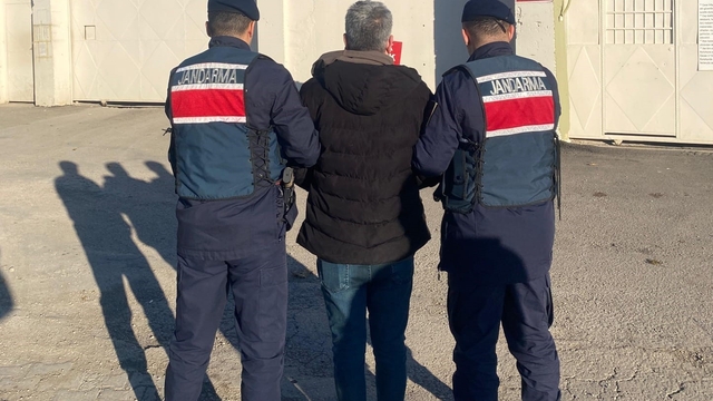 Dolandırıcılıktan 23 yıl hapis cezasıyla aranan hükümlü yakalandı