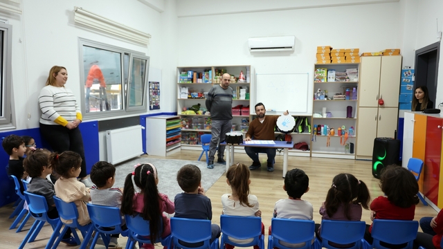 Aydın Büyükşehir Konservatuarı'ndan öğrencilere müzik eğitimi