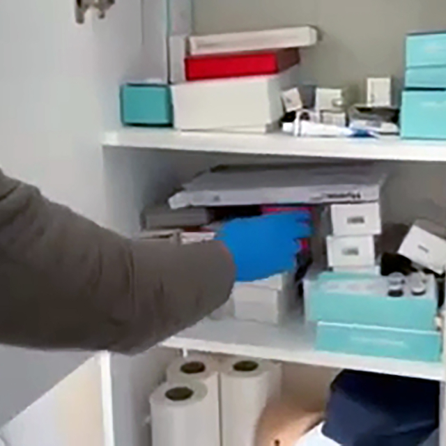 Adana'da ruhsatsız 2 muayenehaneye operasyonda 3 gözaltı