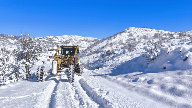 Bingöl'de 96 köy yolu ulaşıma kapandı