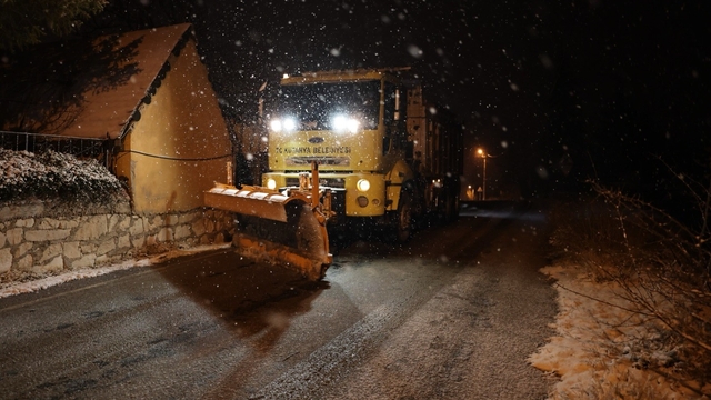 Kütahya Belediyesi kış mesaisine başladı