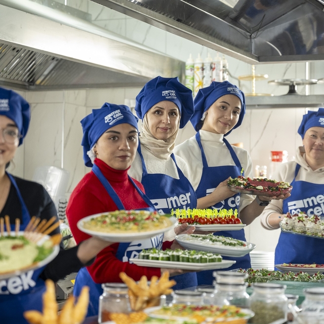 MERCEK'te yeni yıl coşkusu renkli atölyelerle yaşandı