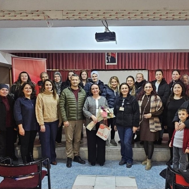 Velilere Yönelik 'Ailede Hayat Boyu Öğrenme' semineri gerçekleştirildi