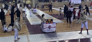 Eskişehir'de Eskrim Kılıç Türkiye Kupası heyecanı yaşandı