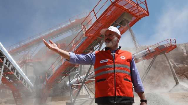 Başkan Çolakbayrakdar, "Kendi ürettiklerimizle rekor üstüne rekor tasarruf elde ettik"
Kocasinan, 8 yılda 802 milyon 250 bin TL tasarruf sağladı