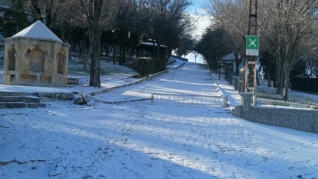 Karapınar'da beklenen kar geldi