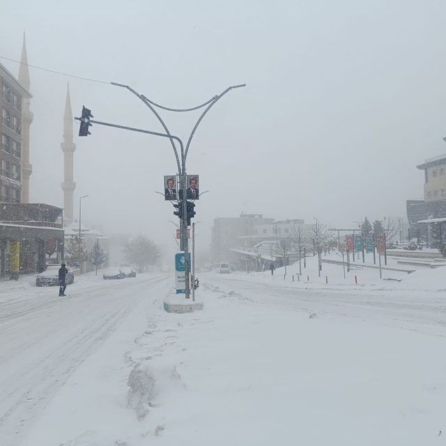 Şırnak'ta vatandaşlara trafiğe çıkmayın uyarısı