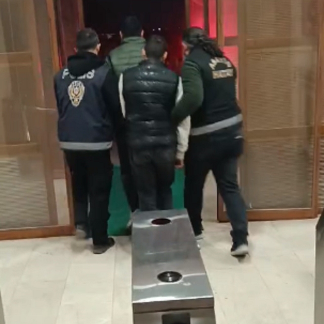 Kırıkhan'da hırsızlık şüphelisi 2 kişi yakalandı