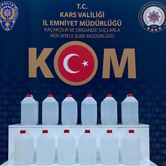 Kars'ta yılbaşı öncesi sahte içki operasyonunda 13 gözaltı