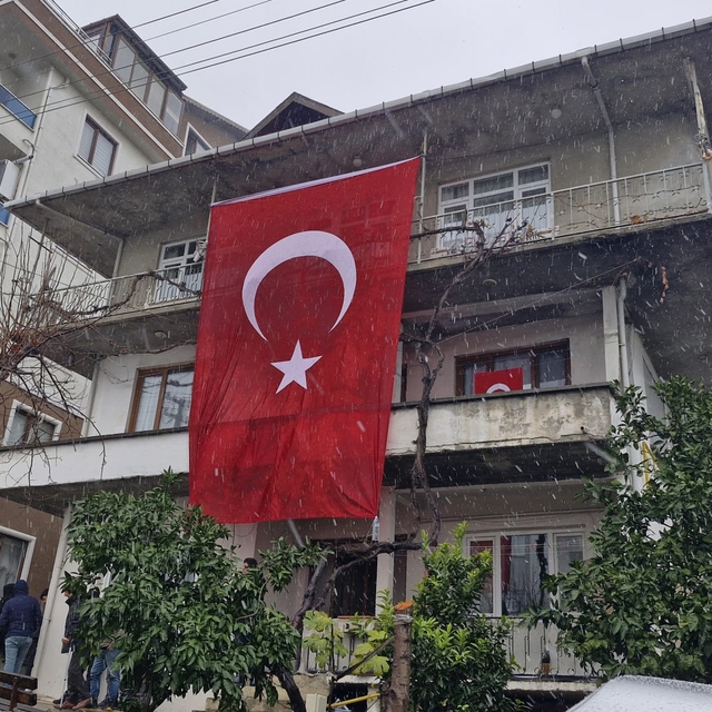 Şehit polis Külünk'ün acı haberi, Düzce'deki ailesine verildi