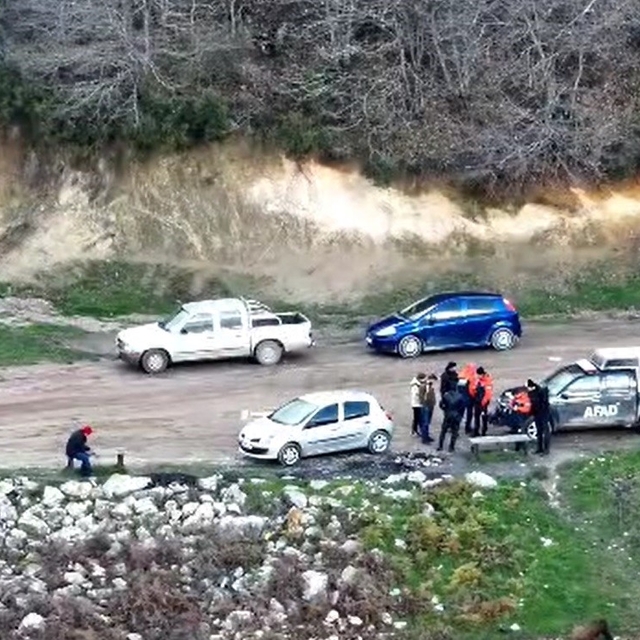 2 gündür kayıp Elif Kumal için seferberlik
2 gündür haber alınamayan Elif i...