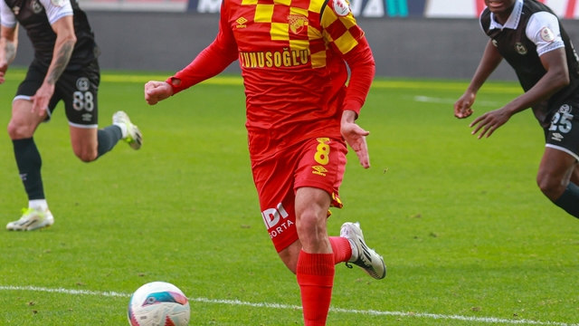 Göztepe'nin orta sahası Ahmed Ildız, Çorum FK yolcusu