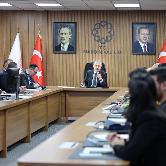 Vali Tuncay Akkoyun'dan kar seferberliği