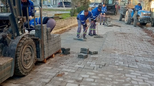 Germencik'te bozulan zeminler onarıldı