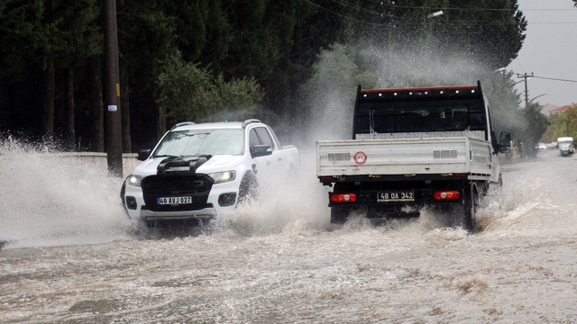 Bodrum, Marmaris ve Datça'ya kuvvetli yağış uyarısı