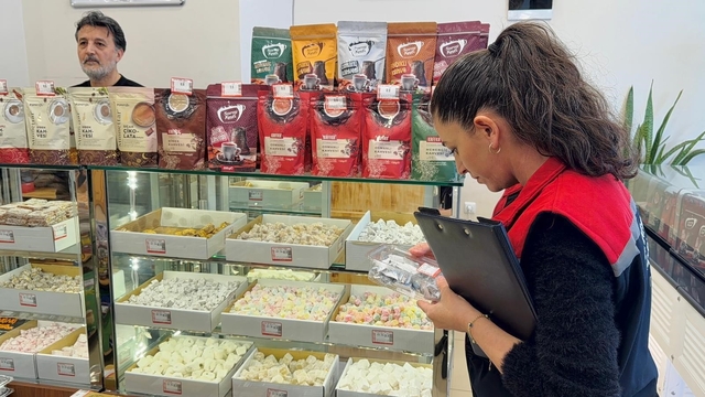 Mersin'de 2025 yılında yapılan gıda denetimlerinde 40 milyon TL'yi aşan ceza kesildi