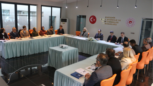 Eskişehir'de 2025 yılında 358 bin 428 ton atık ekonomiye kazandırıldı
Geri dönüşüm sayesinde 2 milyon 913 bin 474 adet ağacın kesilmesi önlendi