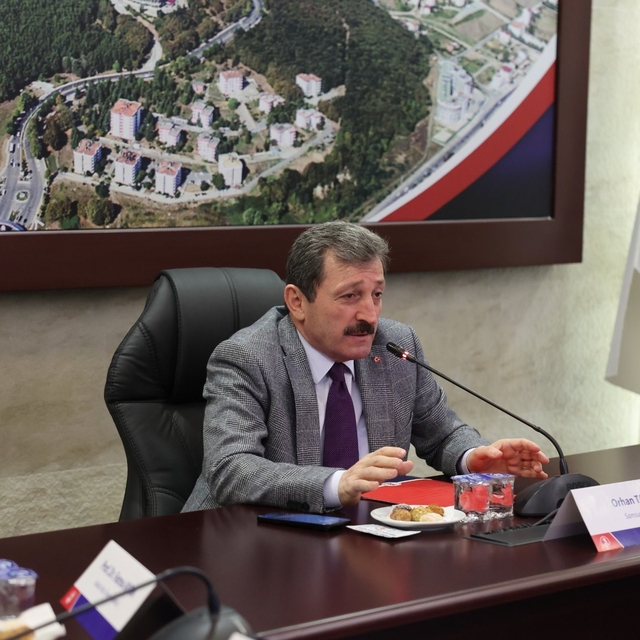 Vali Tavlı: "Bağımlılık yerine bağımsızlık diyoruz, gençlerimize sahip çıkı...