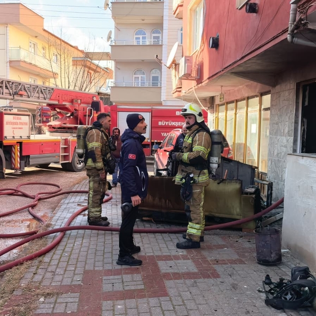 Apartman dairesinde yangın