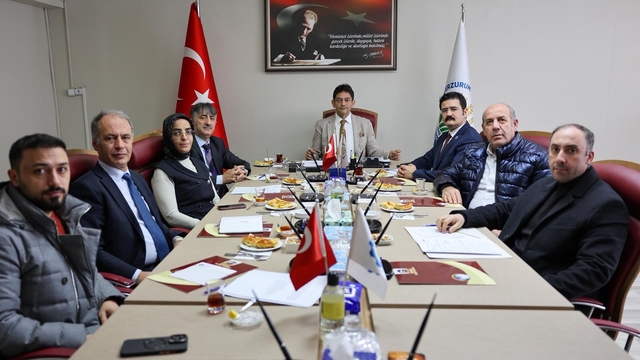 TOBB-YÖK protokolü kapsamında protokol yürütme kurulu ilk toplantısını gerçekleştirdi
Protokol yürütme kurulu başkanı Hakan Oral;  "Bu protokol ile birlikte meslek yüksek okullarının iş dünyası ile entegrasyonu daha güçlü hale gelecek"