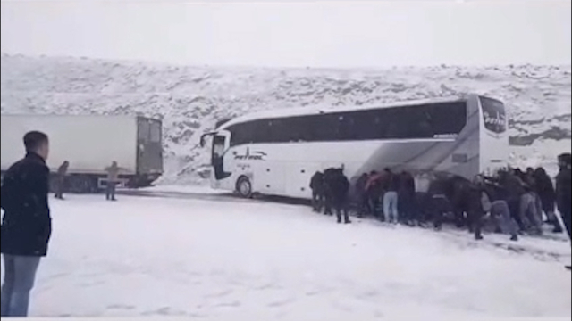 Doğu ve Güneydoğu'da kar etkili oldu (4)