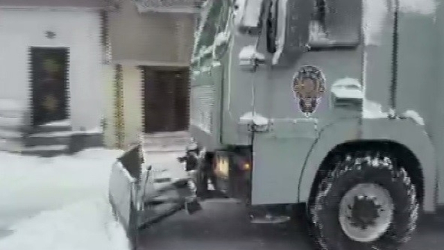 Şırnak'ta kar alarmı: Polis mahsur kalan vatandaşların yardımına koştu
Şırnak'ta yoğun kar yağışında emniyetten örnek çalışma
