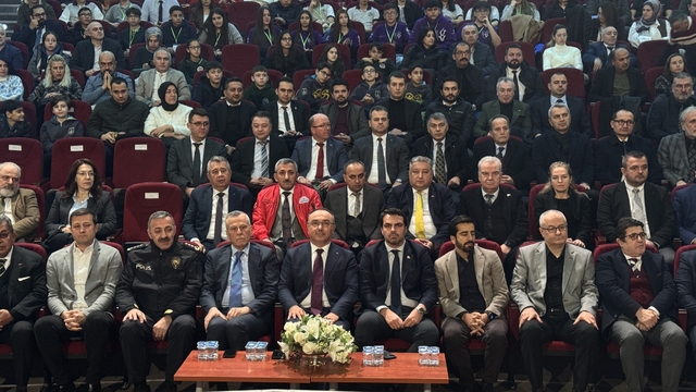 Tekirdağ'da TEKNOFEST'te finale kalan öğrenci ve öğretmenlere başarı belgesi verildi