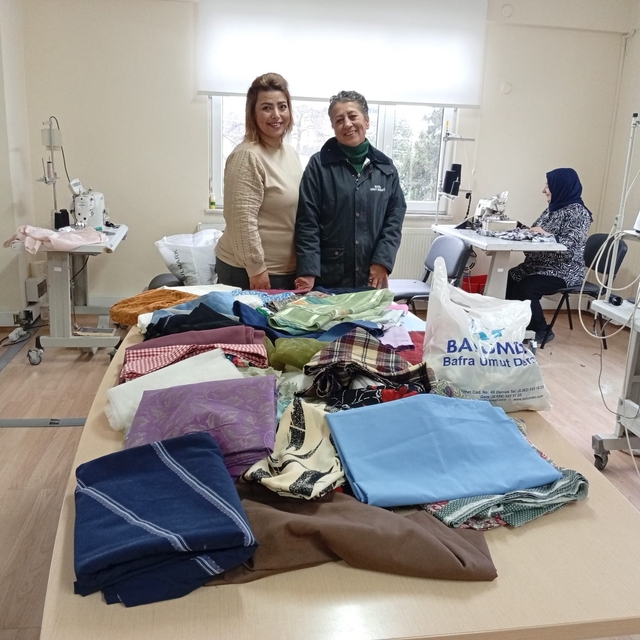 ADEM kursiyerlerine malzeme desteği