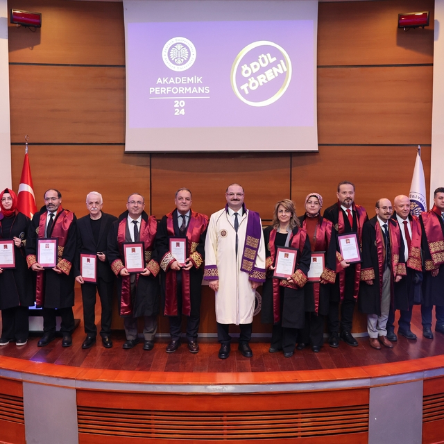 Atatürk Üniversitesinde akademik performans ödül töreni gerçekleşti