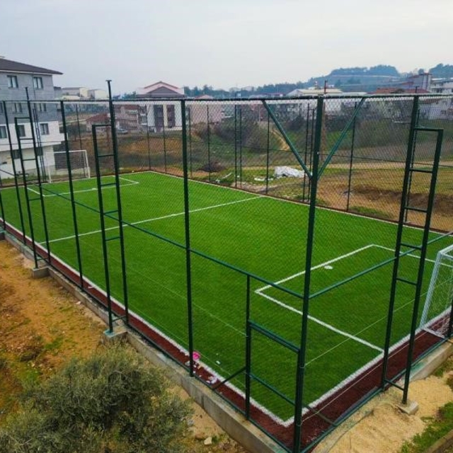 Bilecik'e yeni halı saha kazandırıldı