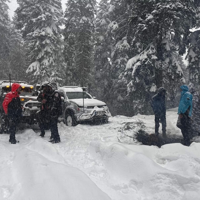 Karabük'te yaylada mahsur kalan 7 kişi kurtarıldı