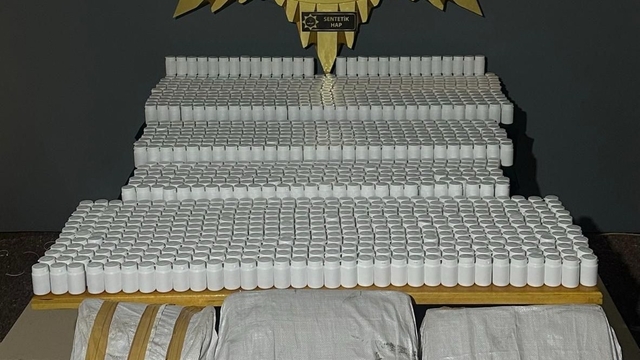 Malatya'da uyuşturucu operasyonu: 75 bin 376 adet sentetik ecza ele geçirildi