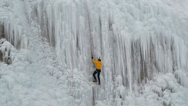 Palandöken'de nefese kesen bir aktivite
Buz duvarı adrenalin tutkunlarını bekliyor