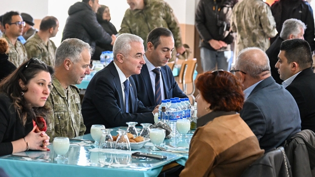 Kırklareli Valisi Turan, şehit aileleri ve gazilerle bir araya geldi