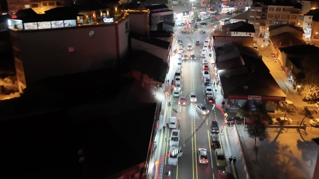 Başkan Dere: "2026 yılı Sungurlumuz için şahlanış yılı olacak"
Sungurlu'da 1,5 yılda 44 bin 725 ton sıcak asfalt serildi