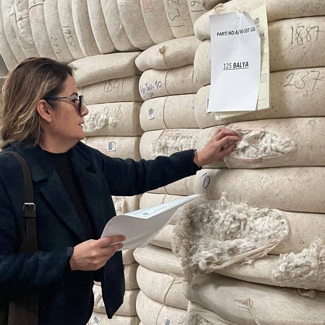 Söke'den yurt dışına gidecek ham pamuklar denetlendi
