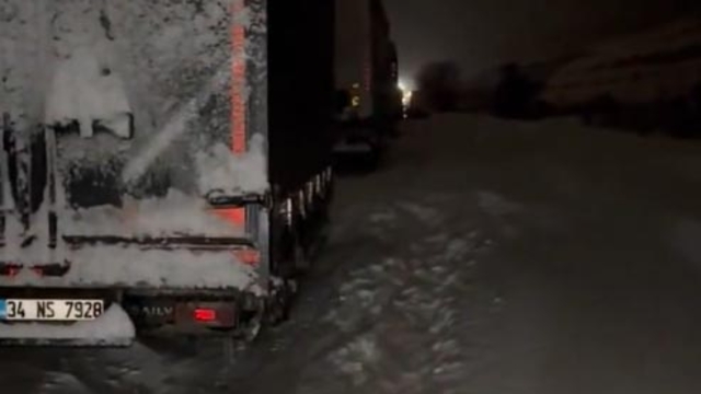 Bakanlık: D-100 Devlet Yolu'nun Gerede-Karabük kesimi yeniden ulaşıma açıldı (2)