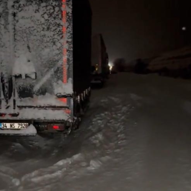 Bakanlık: D-100 Devlet Yolu'nun Gerede-Karabük kesimi yeniden ulaşıma açıld...