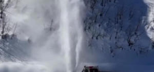 Tunceli'de 96 köy yolu ulaşıma açıldı, 39 köy yolunda çalışmalar sürüyor