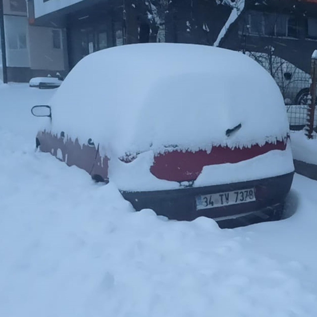 Ardahan'ın Posof ilçesi kara teslim oldu