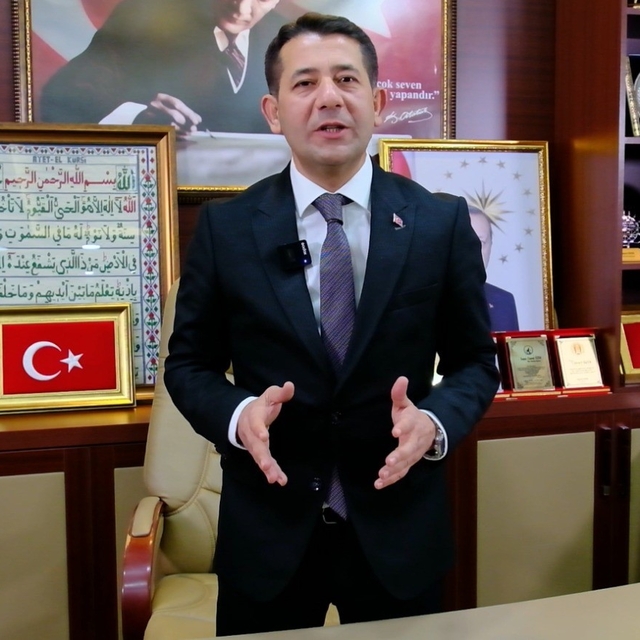 Feke Belediye Başkanı Özen:" Hizmette ayrım yapmadan hareket ediyoruz"