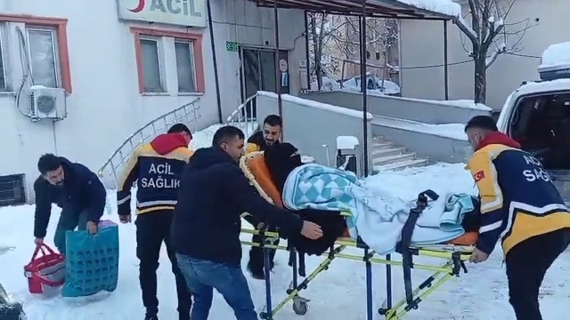 Sancısı tutan hamile kadın için ekipler seferber oldu