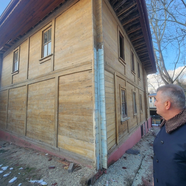 Gölcük'teki 145 yıllık çivisiz cami restore ediliyor