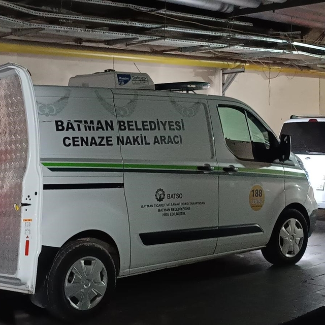 Damda kar temizlerken düşen yaşlı adam hayatını kaybetti