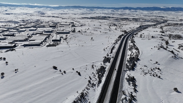 Bakanlık: D-100 Devlet Yolu'nun Gerede-Karabük kesimi yeniden ulaşıma açıldı (3)