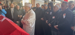 DEAŞ operasyonunda şehit olan 3 polis için Yalova'da tören (2)