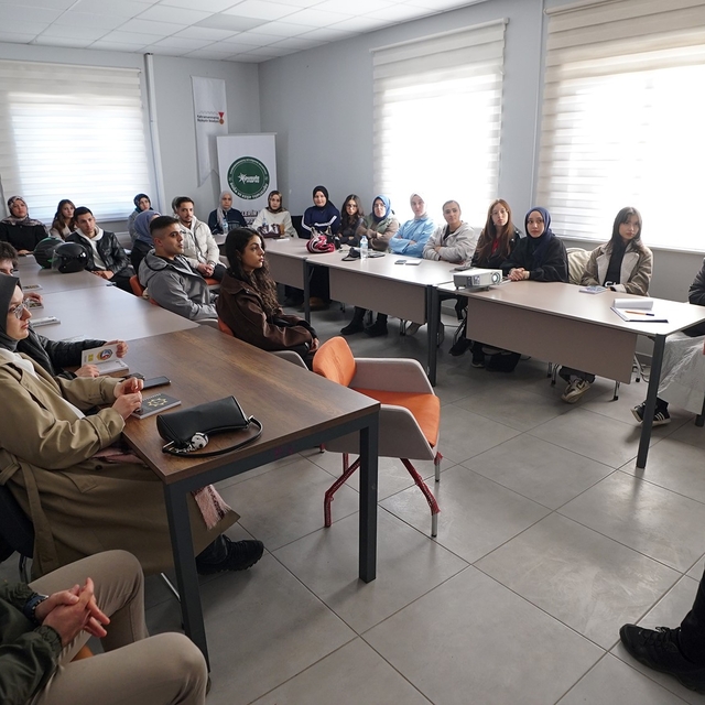 Kahramanmaraş'ta 'Pusula Maraş'tan farkındalık semineri