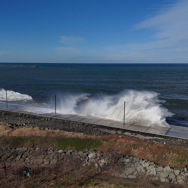 Karadeniz'de dalgalar havadan görüntülendi